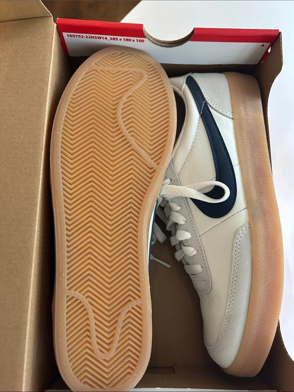 Brand new in box Nike killshot 2, size 9 women’s. Navy and cream.